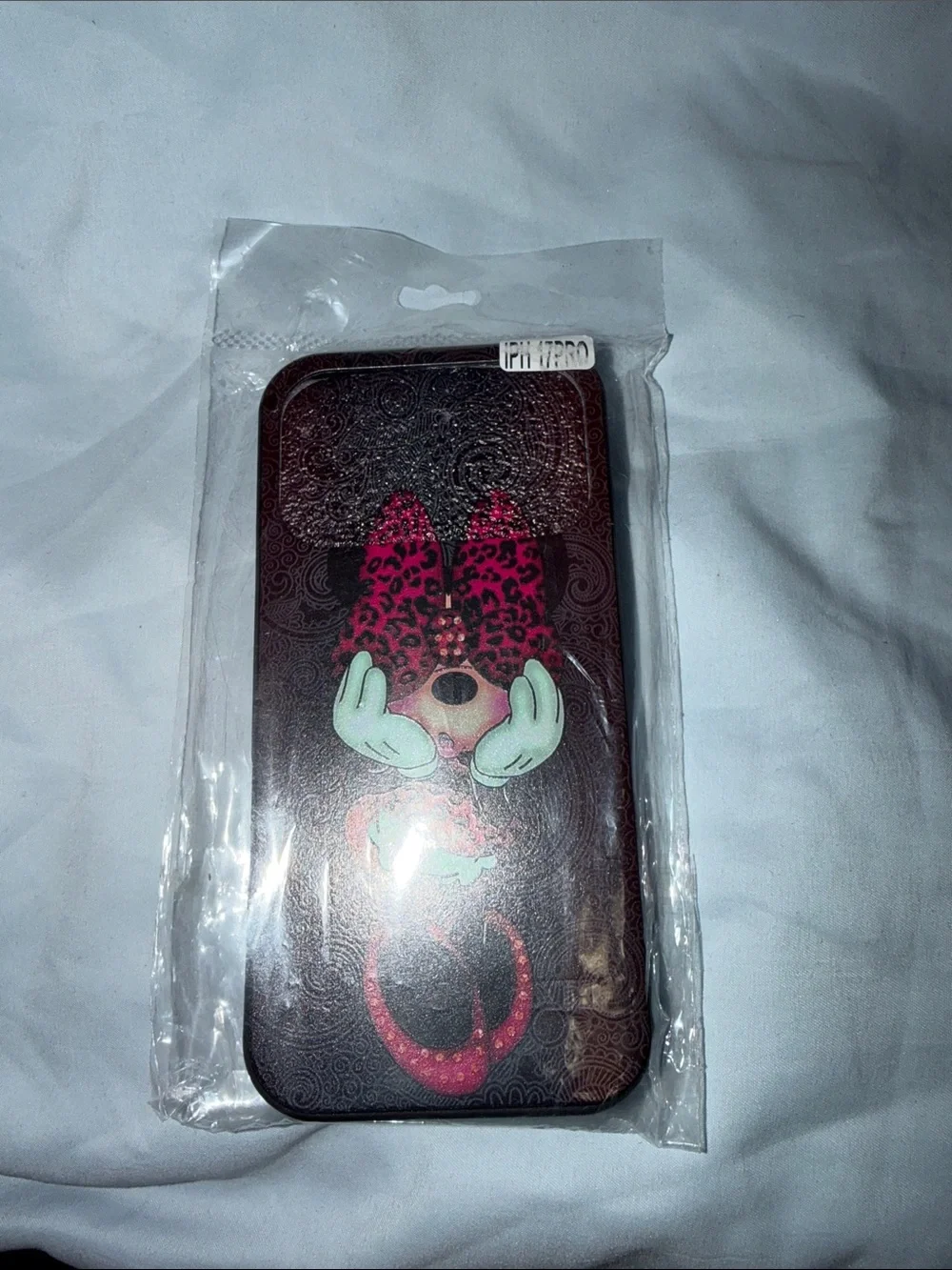 I-Phone 17 PRO Pink Leopard Bow Cartoon Phone Case with Character Design